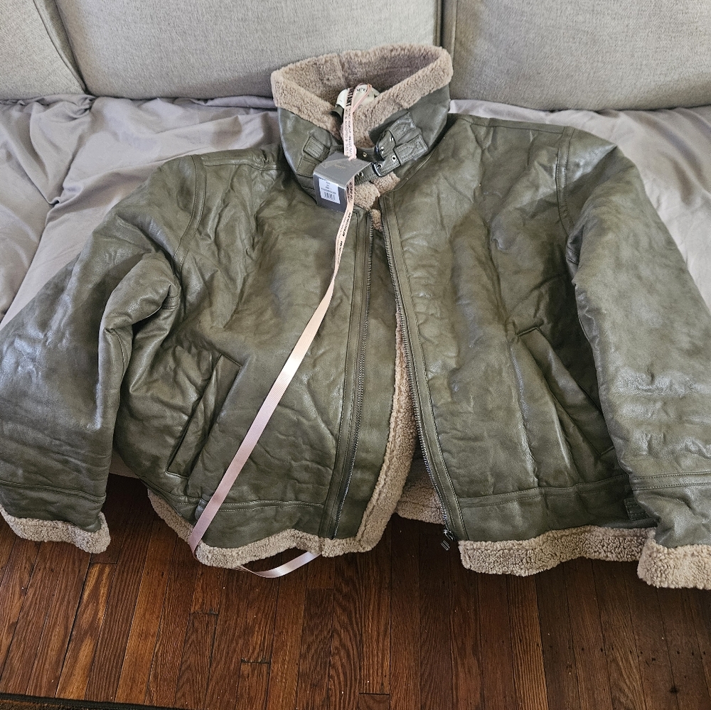 Jacket - Picture 5 of 6